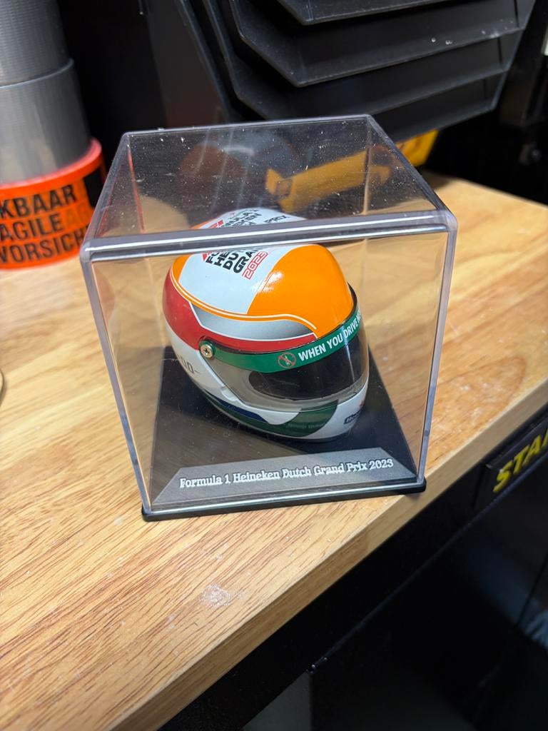 Heineken F1 formule 1 helm in showbox nieuw ongebruikt, Ophalen, Zo goed als nieuw, Formule 1