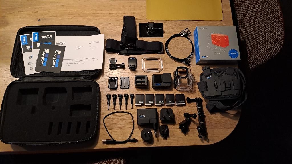 GoPro Hero 12 inclusief veel accesoires, bieden, Audio, Tv en Foto, Actiecamera's, Ophalen, Zo goed als nieuw, GoPro