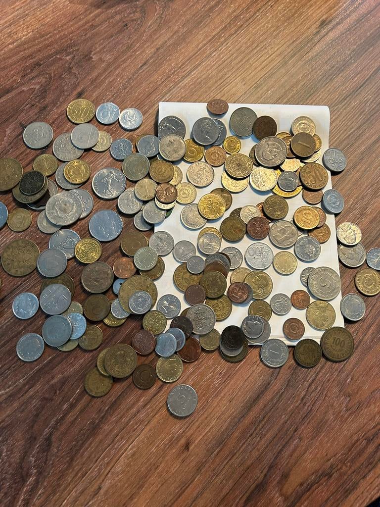 Munten Verschillende landen, Ophalen of Verzenden, Buitenland, Munten