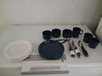 Servies Borden, kopjes, bestek mepla, Ophalen, Gebruikt
