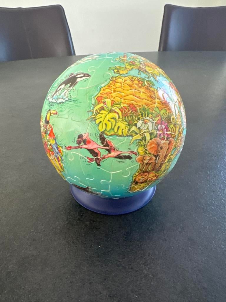 3D Puzzel Wereldbol met Dieren - Educatief Speelgoed, Huis en Inrichting, Woonaccessoires | Wereldbollen, Zo goed als nieuw, Ophalen of Verzenden