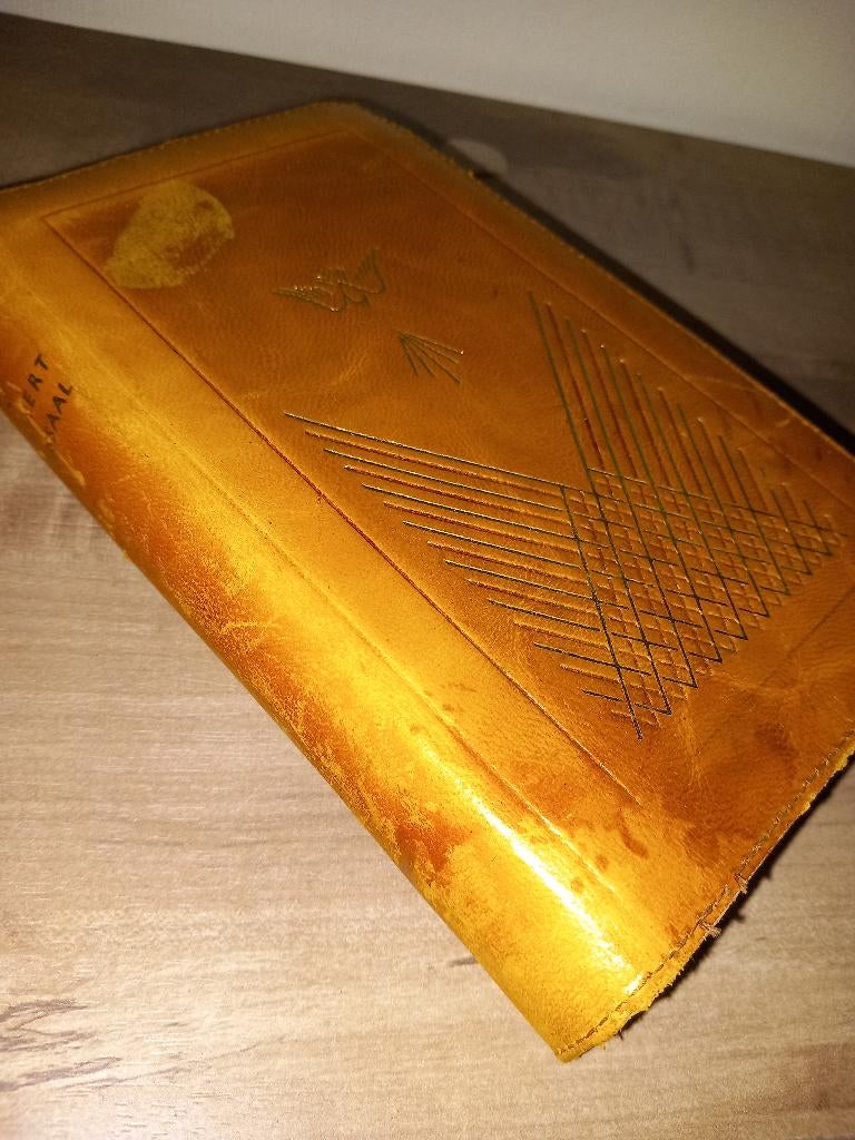 Stallaert Dagmissaal 1957 – etui met rits, Ophalen of Verzenden