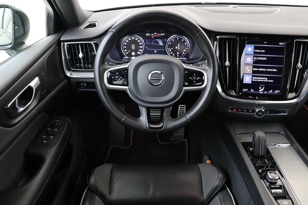 Volvo S60 B3 (M-HYBRID) R-DESIGN -HARMAN/KARDON|SPORTSTOELEN, Auto's, 12 maanden, Euro 6, 4 cilinders, 163 pk