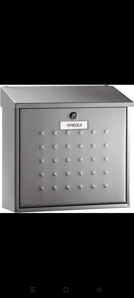 ARREGUI Premium Maxi E5617 Brievenbus RVS, Tuin en Terras, Brievenbussen, Gebruikt, Wandbrievenbus, Rvs, Ophalen of Verzenden