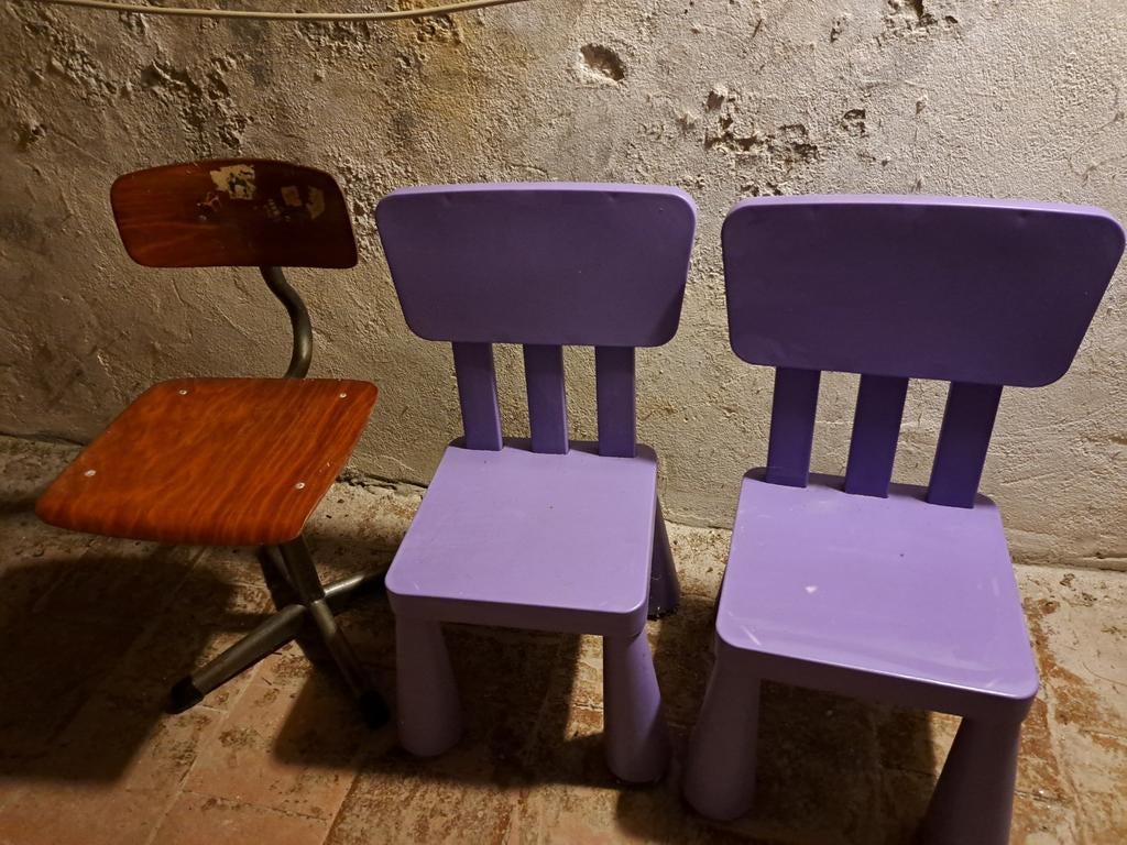 3 kinderstoeltjes en houten letterbak, Ophalen of Verzenden, Gebruikt, Overige typen