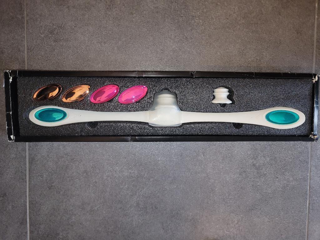 POE Face Slimmer met accessoires, Sport en Fitness, Ophalen of Verzenden, Gebruikt, Overige typen