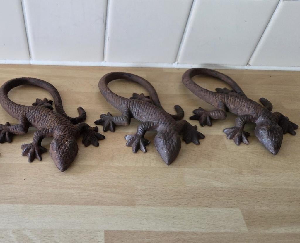 Gietijzeren muurdecoratie hagedis/ salamander (3 stuks), Ophalen of Verzenden, Gebruikt