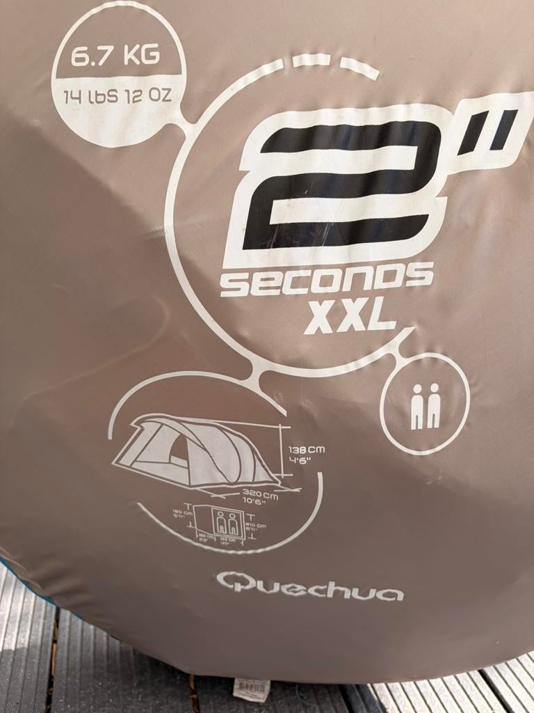 Quechua 2 seconds|| tent 2 pers. ruime tent met luchtbed !, Ophalen, Gebruikt, Tot en met 2