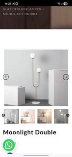 Loftlamp Gouden vloerlamp met twee melkglazen bollen, Ophalen, Zo goed als nieuw, Glas, 100 tot 150 cm