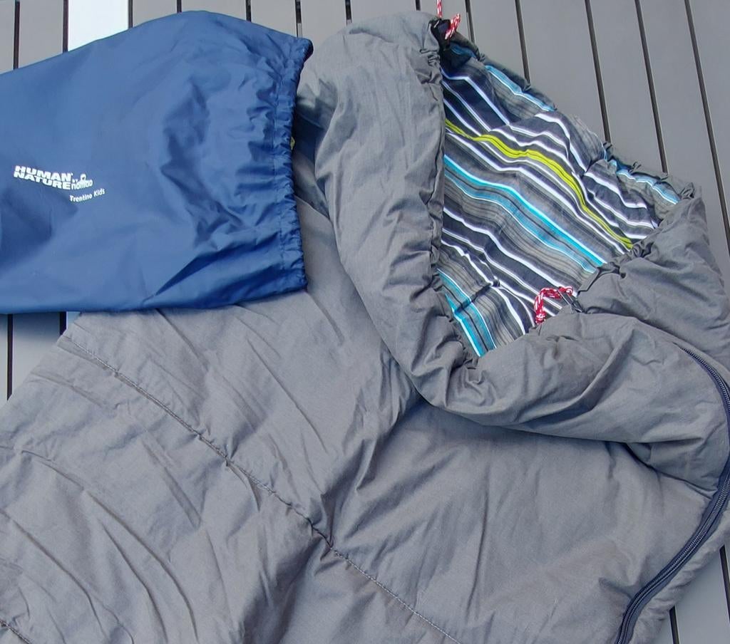 2 Nomad slaapzakken kinderen. Trentino kids, Human Nature, Caravans en Kamperen, Ophalen, Zo goed als nieuw