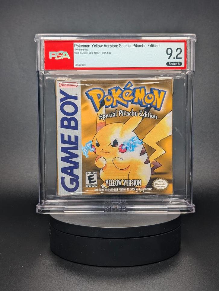 Pokemon Yellow Nintendo Game Boy PSA 9.2 A US Version Sealed, Spelcomputers en Games, Games | Nintendo Game Boy, Nieuw, Avontuur en Actie