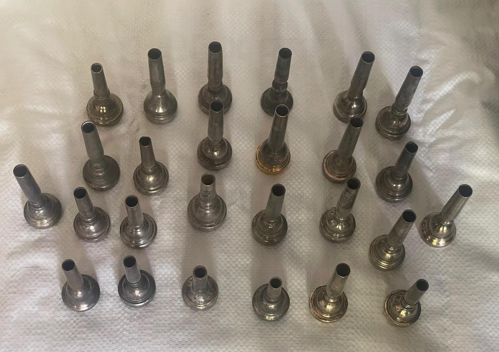 Trompetmondstukken, Muziek en Instrumenten, Blaasinstrumenten | Trompetten, Ophalen, Gebruikt, Overige typen