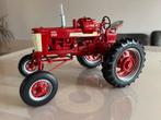 Farmall 350 Lp Gas trekker Hi-clear SpecCast 1/16, Ophalen of Verzenden, Zo goed als nieuw, Tractor of Landbouw