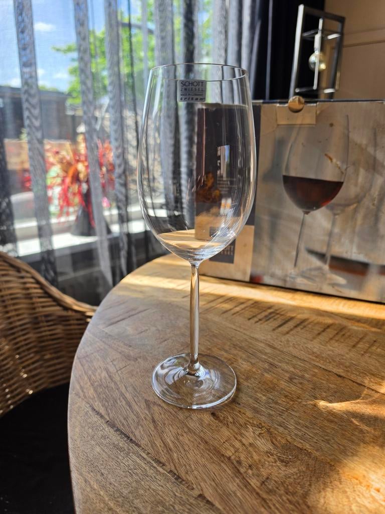 6 rode wijnglazen van schott zwiesel, Ophalen of Verzenden