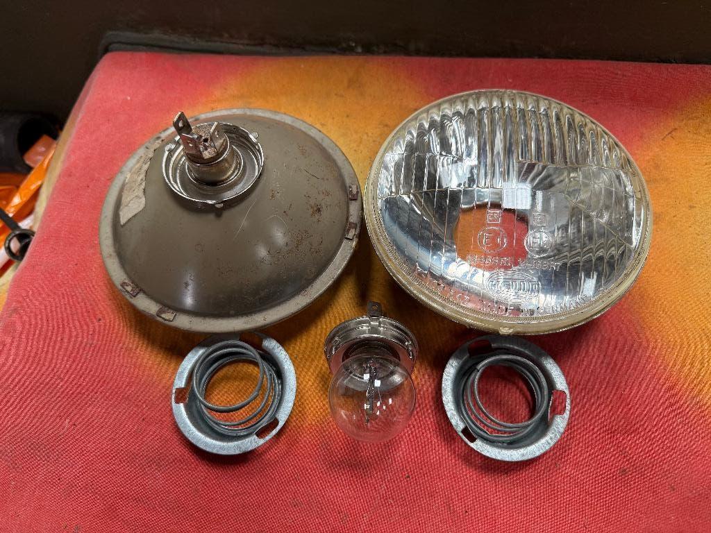 DAF YA 314 Koplampglazen met reflector, Ophalen of Verzenden, Landmacht, Nederland, Overige typen