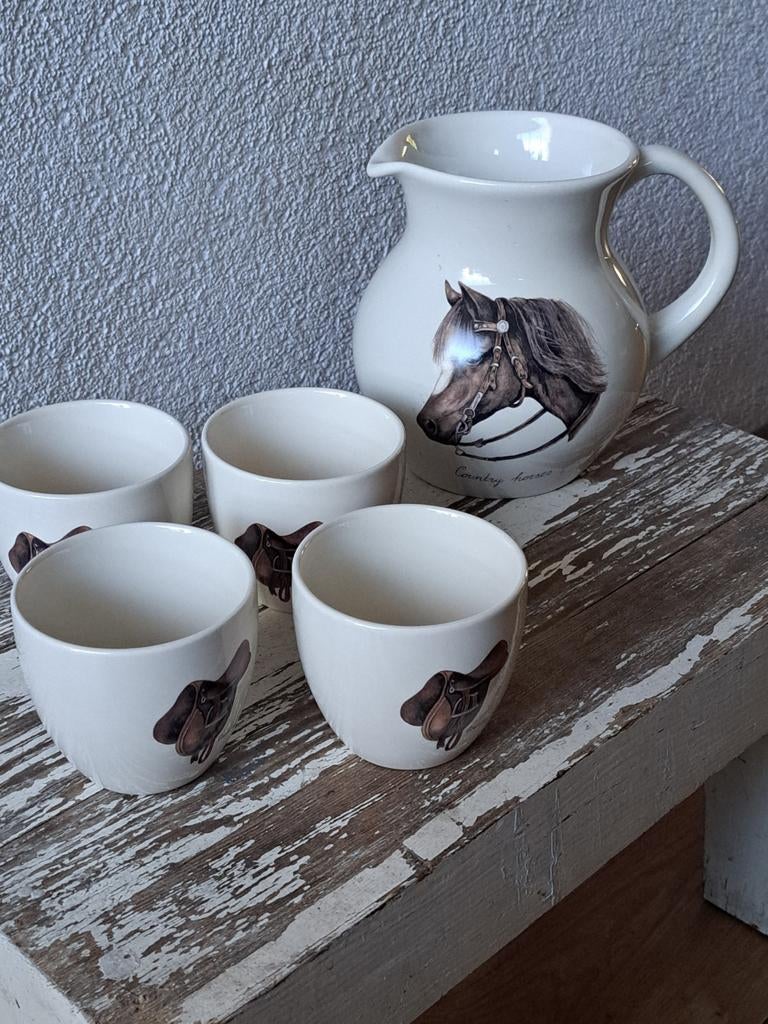 Jet ter steege kan  met bekers country horses/ paard, Ophalen of Verzenden, Zo goed als nieuw, Overige stijlen, Kop(pen) en/of Schotel(s)