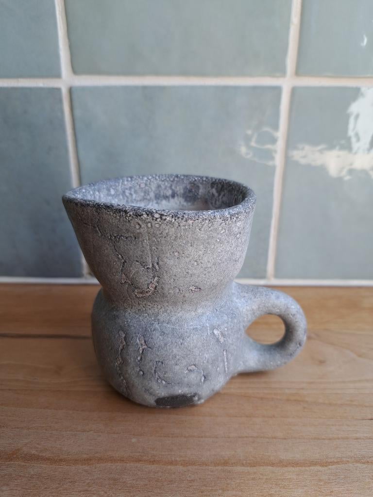 Mobach vaasje, klein formaat., Ophalen, Rond, Aardewerk, Minder dan 40 cm