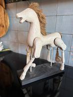 Decoratieve houten paard, Ophalen, Gebruikt