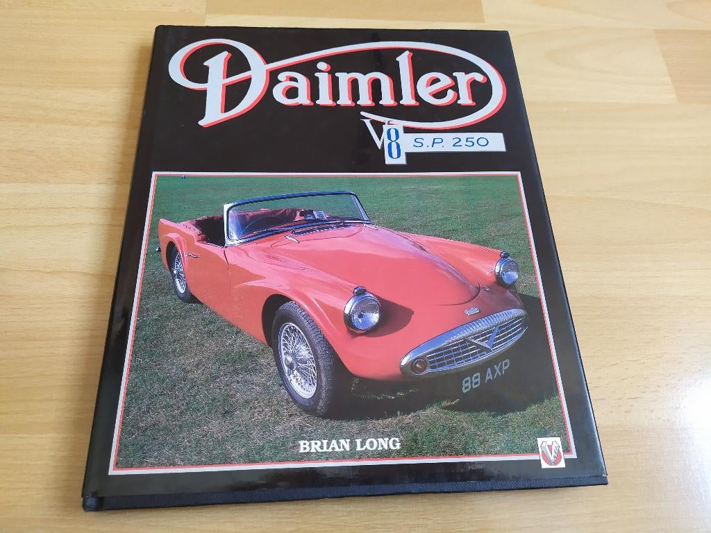 Daimler V8 SP250 Dart - Brian Long, Ophalen of Verzenden, Gelezen, Overige merken