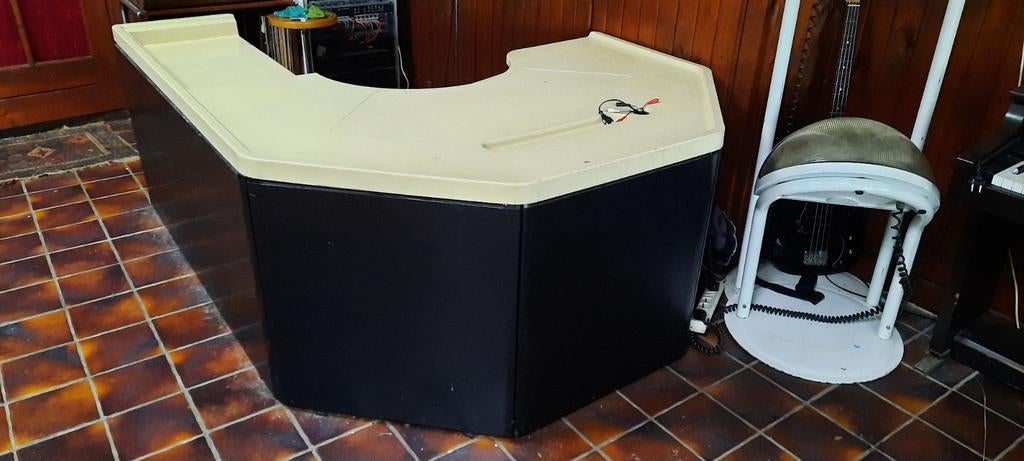 '70 Bureau, werkplek, receptie, dj Booth laptop computer., Ophalen, Gebruikt
