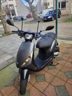 Piaggio Zip 2017 Mat Grijs - Goed Onderhouden Scooter, Gebruikt, Maximaal 45 km/u, Zip, Ophalen of Verzenden