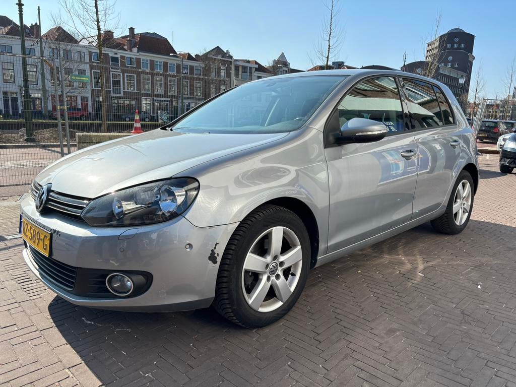 Volkswagen Golf 1.2 TSI 63KW 5D 2010 Grijs Airco cruise navi, Auto's, Volkswagen, Voorwielaandrijving, Euro 5, 4 cilinders, Bedrijf