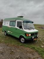 Mercedes-Benz Mercedes 1979 Wit/groen Oldtimer, Buscamper of Camperbus, Mercedes-Benz, Particulier, Handgeschakeld
