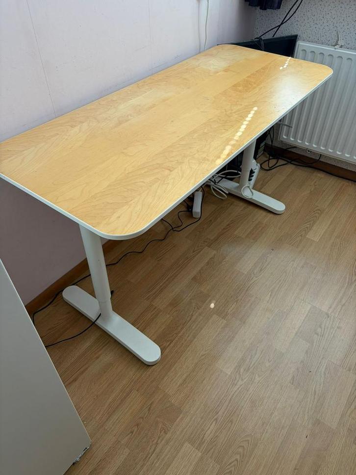 Bureau bekant Ikea 140x60, Huis en Inrichting, Bureaus, Gebruikt, Ophalen
