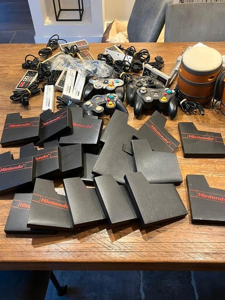 nintendo spullen, Spelcomputers en Games, Spelcomputers | Nintendo Consoles | Accessoires, Refurbished, NES, Pistool, Ophalen of Verzenden