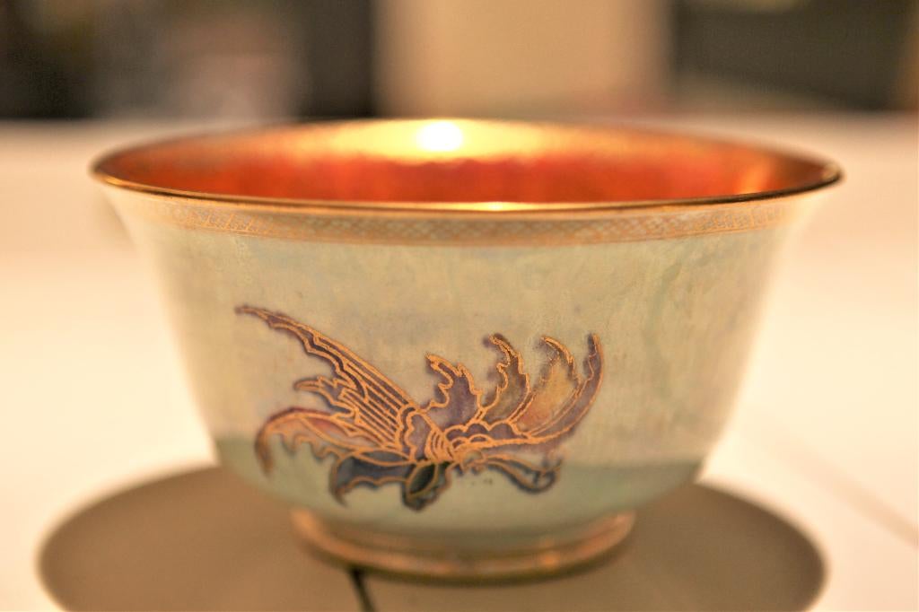 Wedgwood z4832 Fairyland Lustre Butterfly Bowl 1920's, Antiek en Kunst, Ophalen of Verzenden