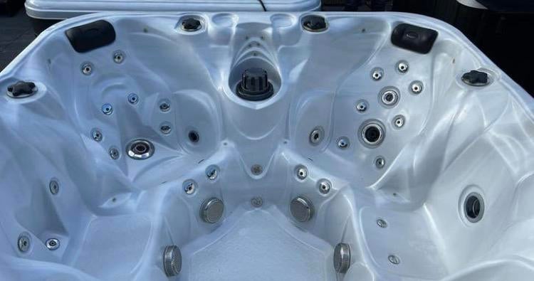❤️‍🔥 Plug & Play ❤️‍🔥 Jacuzzi jong gebruikt ❤️‍🔥, Ophalen of Verzenden, Zo goed als nieuw