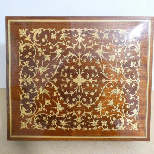 Mapsa - Music box - lakdoos - muziek doos [1008], Antiek en Kunst, Antiek | Woonaccessoires, Ophalen