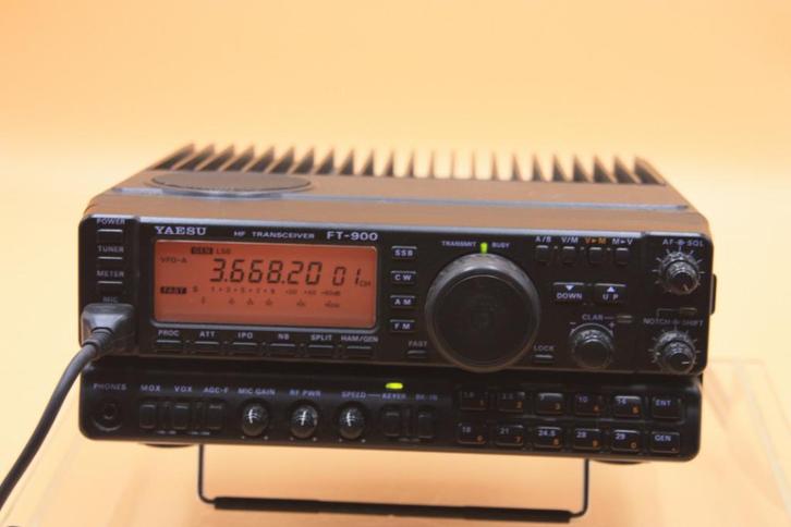 Yaesu FT-900 Amateur HF transceiver, Telecommunicatie, Zenders en Ontvangers, Gebruikt, Zender en Ontvanger, Ophalen