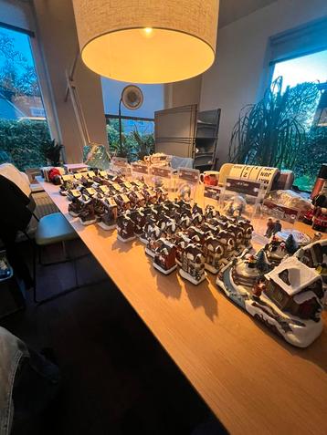 Grote collectie LUVILLE kersthuisjes te koop! beschikbaar voor biedingen