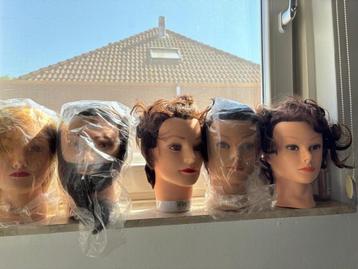 Kappersopleiding Set: Oefenhoofden & Accessoires beschikbaar voor biedingen