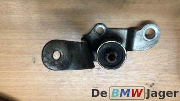 Uitlaat steun BMW E39 18202249994 beschikbaar voor biedingen
