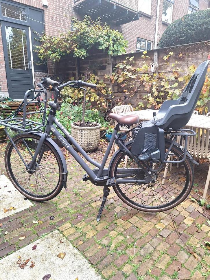 Gazelle heavyduty damesfiets incl. kinderzitje, Fietsen en Brommers, Fietsen | Dames | Damesfietsen, Zo goed als nieuw, Gazelle