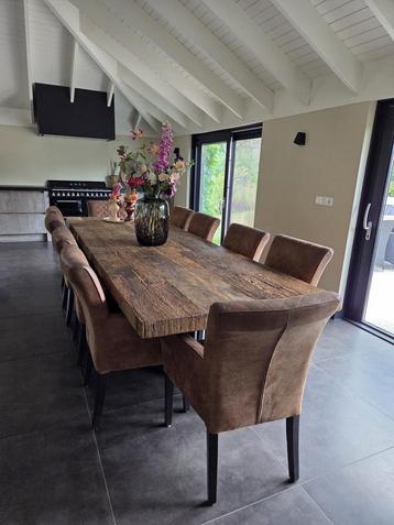 eettafel eethoek eikenhout met stalen spinpoot + 10 stoelen beschikbaar voor biedingen