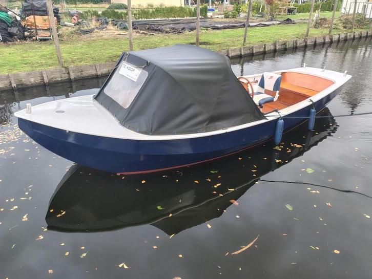 Stoere klassieke sloep, Watersport en Boten, Sloepen, Gebruikt, 10 tot 30 pk, 6 meter of meer, Binnenboordmotor, Diesel, Staal