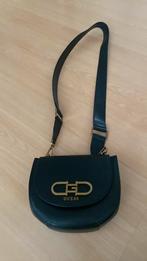 Zwarte Guess Schoudertas, Sieraden, Tassen en Uiterlijk, Tassen | Damestassen, Ophalen of Verzenden, Zo goed als nieuw, Zwart