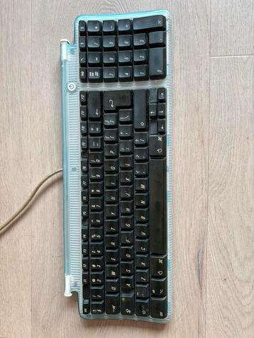 Apple USB Toetsenbord beschikbaar voor biedingen