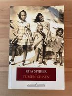 R.ita Spijker - Tussen Zussen, R.ita Spijker, Ophalen of Verzenden, Zo goed als nieuw, Nederland
