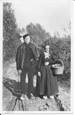De Veluwe Boer en Boerin., Ophalen of Verzenden, 1940 tot 1960, Ongelopen, Gelderland