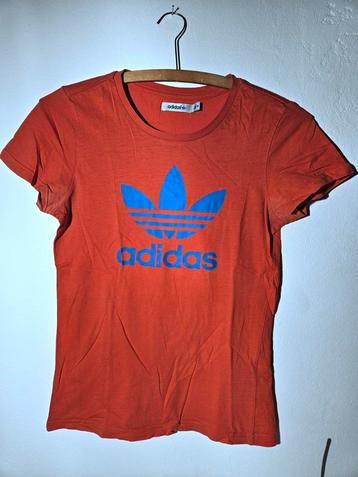 T-shirt Adidas rood blauw 12  38 s m beschikbaar voor biedingen