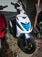 Piaggio zip 70cc zonder 123, Fietsen en Brommers, Scooters | Piaggio, Ophalen, Tweetakt, Zo goed als nieuw, 70 cc