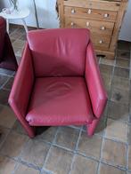 Rode fauteuil van het merk Touche, Huis en Inrichting, Fauteuils, Gebruikt, Ophalen