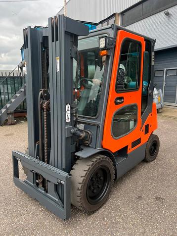 DOOSAN GAS HEFTRUCK G30P-5 2016 47.7KW 3t