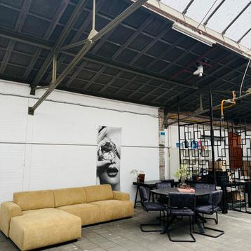 Studentenlounge & stijlvol ideaal voor kleine woonruimtes beschikbaar voor biedingen