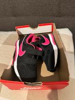 2X Nike schoenen, Kinderen en Baby's, Kinderkleding | Schoenen en Sokken, Nieuw, Meisje, Ophalen of Verzenden, Sportschoenen
