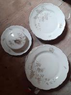 Bruin bloemetjes servies., Antiek en Kunst, Ophalen of Verzenden